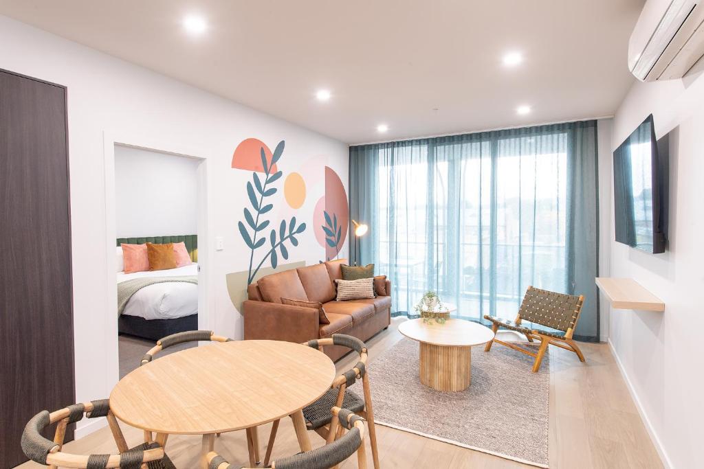 
Superior 2 Bedroom Apartment
