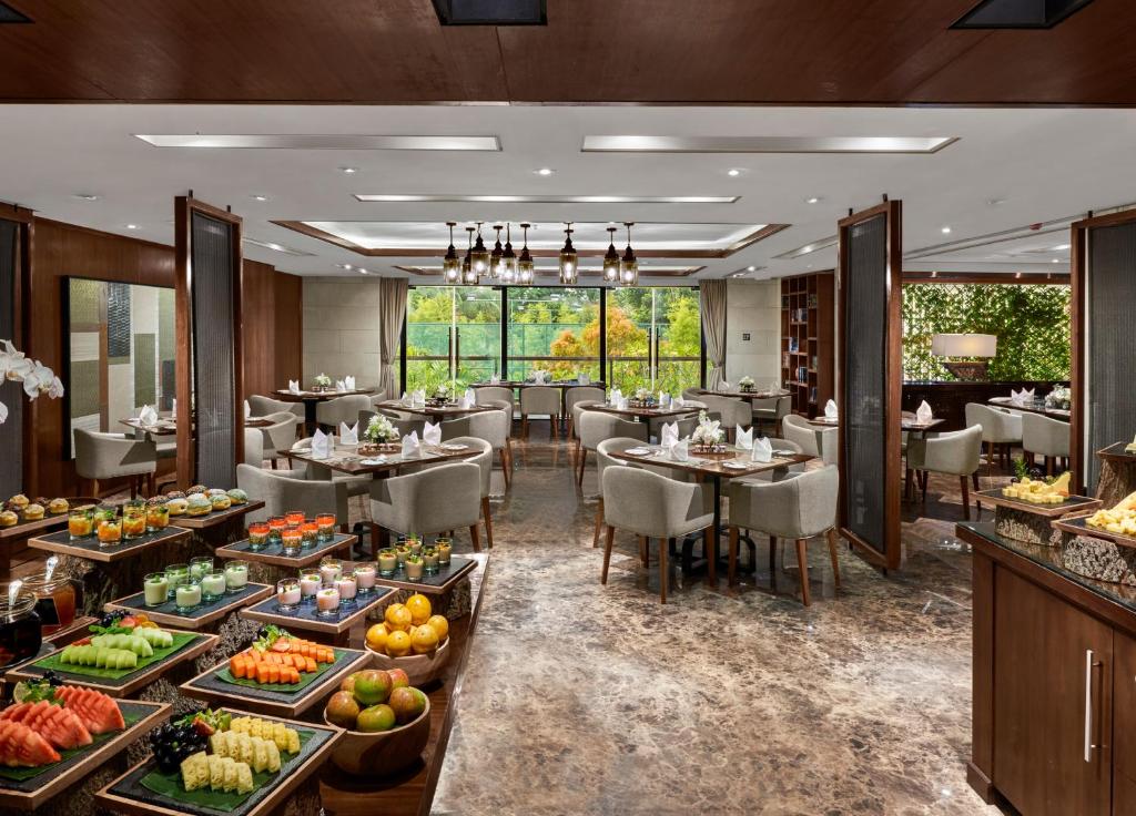 Jídlo v rezortu nebo okolí