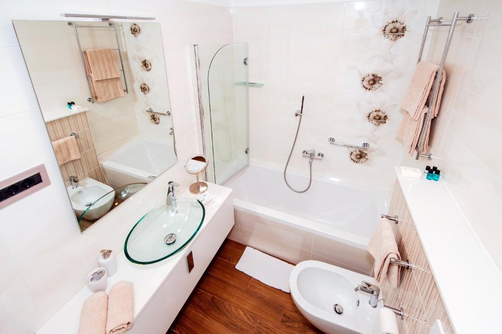 Kúpeľňa v ubytovaní Suites One