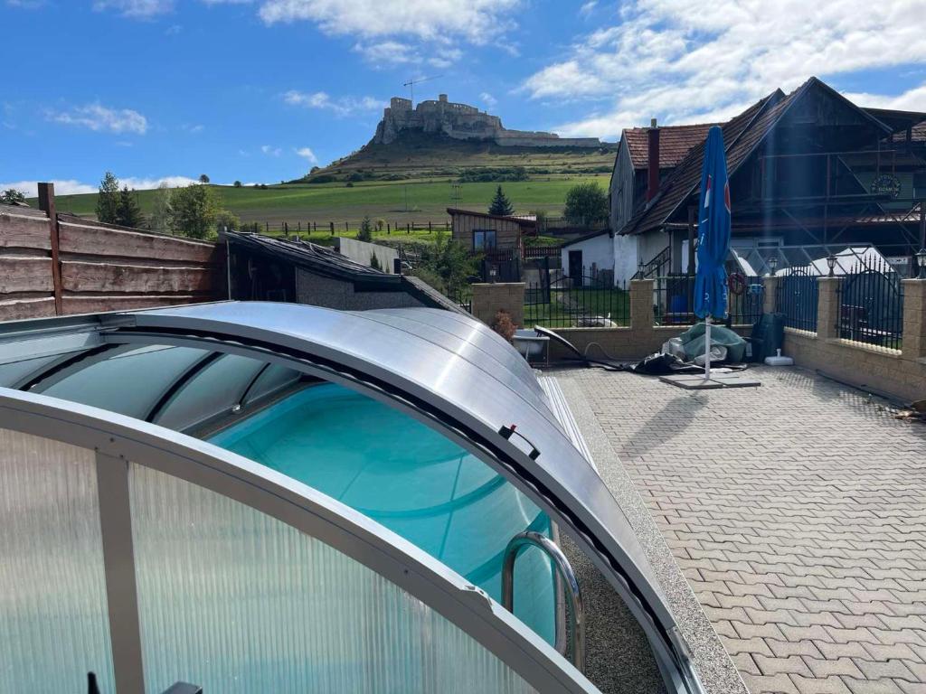 A+S Penzion Podzamok - отзывы и видео