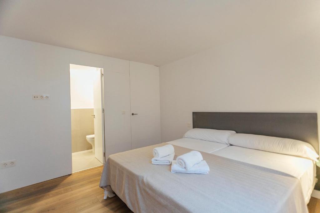 Posteľ alebo postele v izbe v ubytovaní Decorated and renovated- 2Bd 2Bth- Center