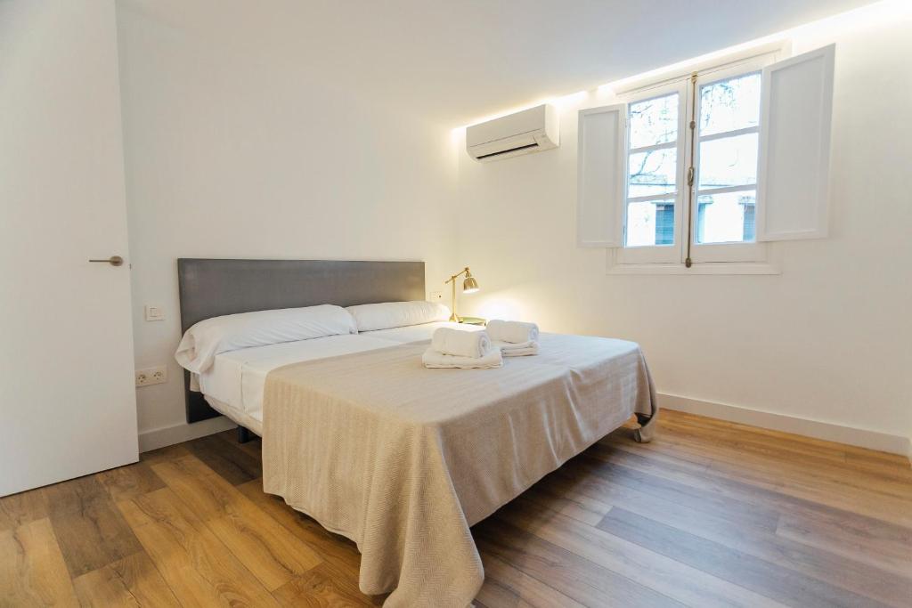 Posteľ alebo postele v izbe v ubytovaní Decorated and renovated- 2Bd 2Bth- Center