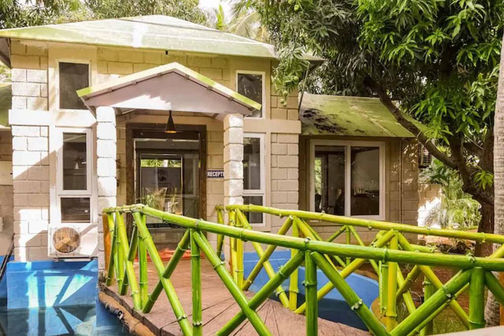 Leisure Inn Resorts - Housity