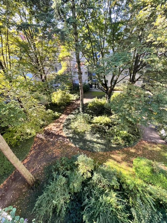 an aerial view of a garden with trees and plants at SamaraS Place in Berlin