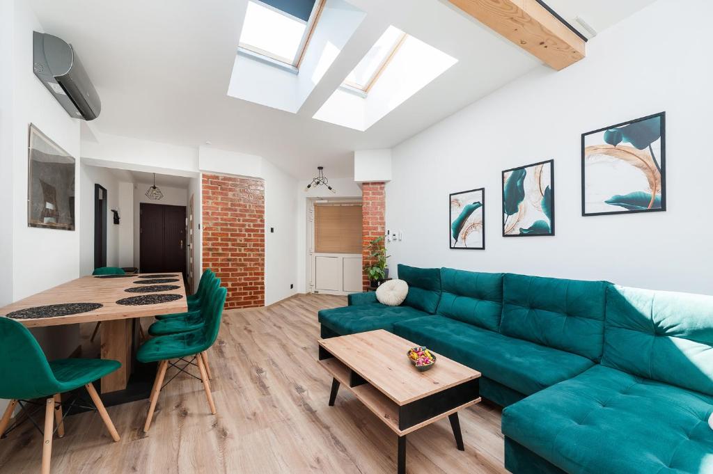 WAWELOFT APARTMENT - 4