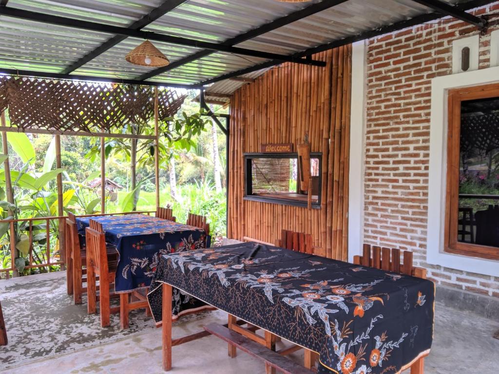 Zahrada ubytování Sarang Walet Homestay