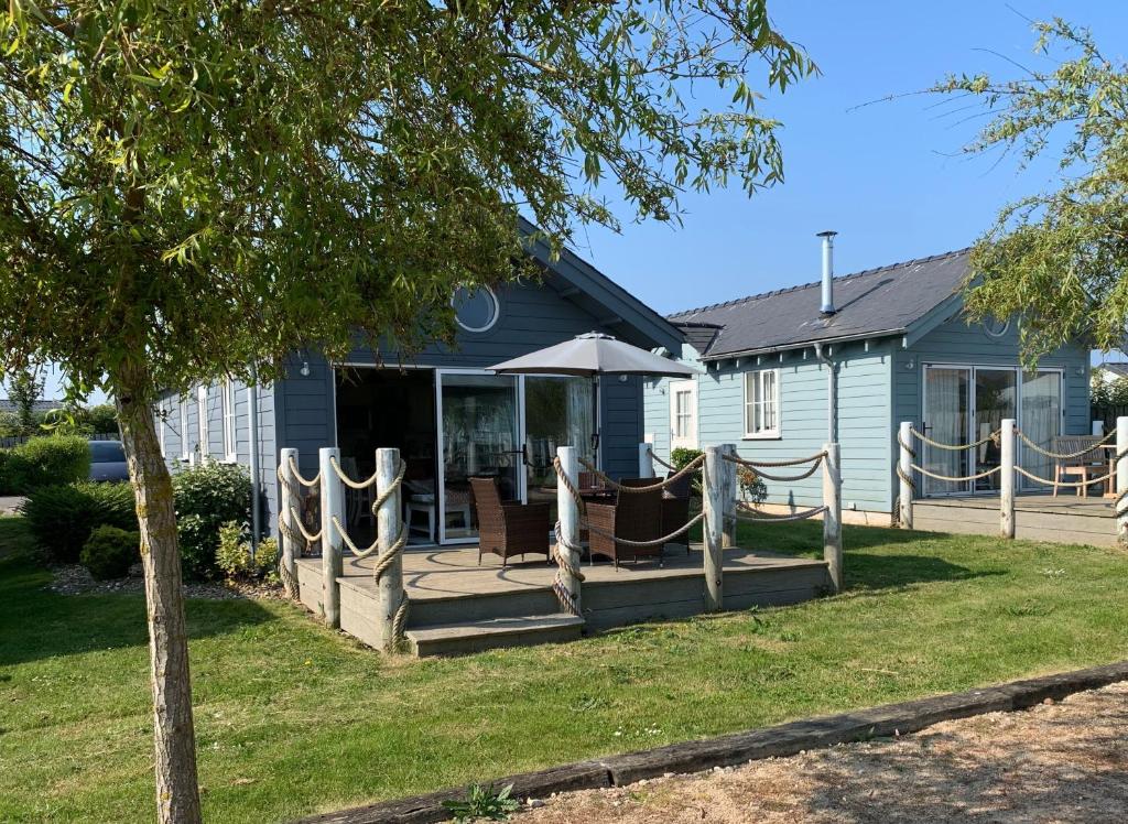 Blue Anchor Retreat at The Bay Filey, sleeps 4, 2 dogs for free