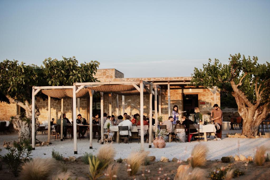 Hostia v ubytovaní ALERÓ Seaside Skyros Resort