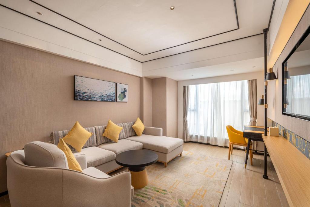 Hilton Garden Inn Guangzhou Airport Aerotropolis - Free shuttle to Airport - Suite King De Luxe