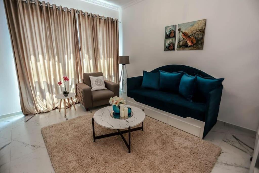 Luxurious Apartment at Square 21 - Image 9