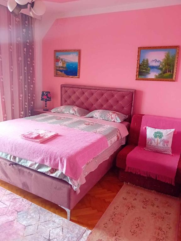 Llit o llits en una habitació de Guest House Cinderella