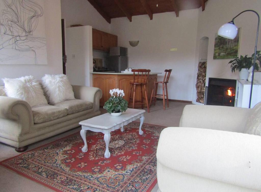 12 Church Square, Knysna (updated prices 2024)