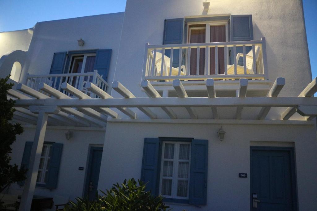 Petinaros Hotel - 16