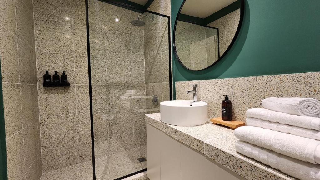 Koupelna v ubytování Casa Par Grand Suites