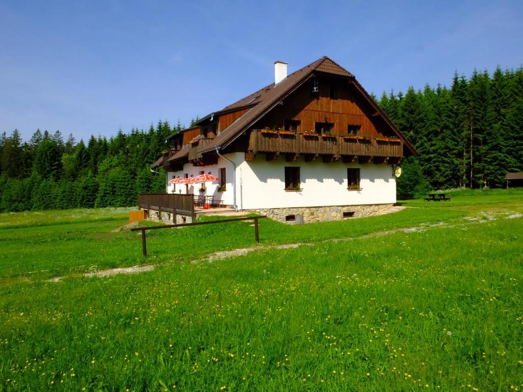 Příroda nedaleko penzionu