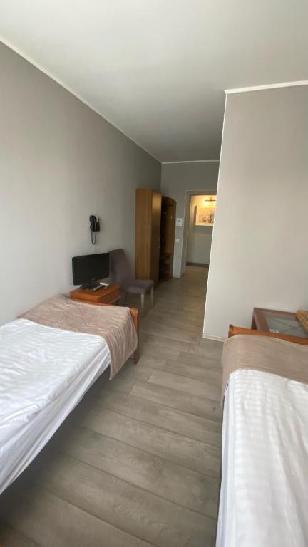 Pallada Hotel - Chambre Lits Jumeaux Économique