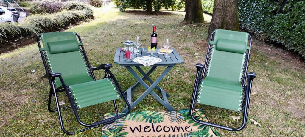 Zahrada ubytování LUKAS HOME CON IL CUORE Appartamento 3 camere al piano terra e appartamento 1 camera in taverna