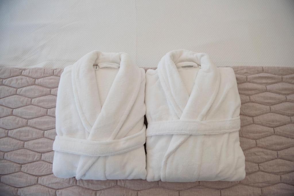 Jensen Luxury Suites - 7