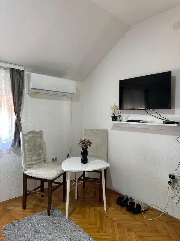 Hostel Gray - Apartamento De Um Quarto