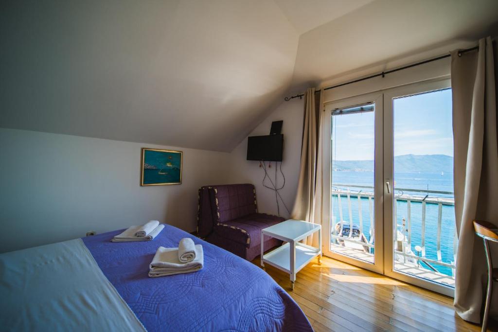 Postel nebo postele na pokoji v ubytování Rooms Denoble