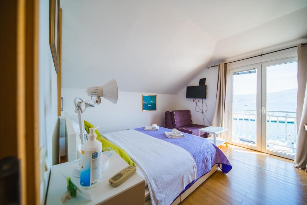 Postel nebo postele na pokoji v ubytování Rooms Denoble