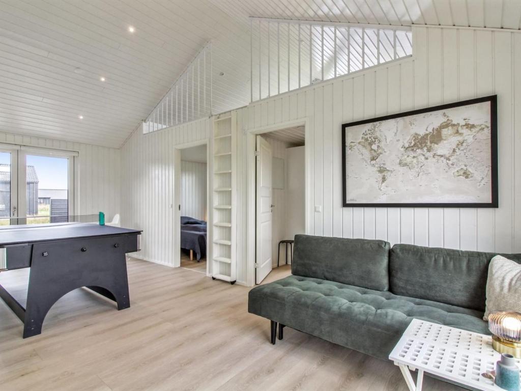 Posezení v ubytování Holiday Home Alea - 800m from the sea by Interhome