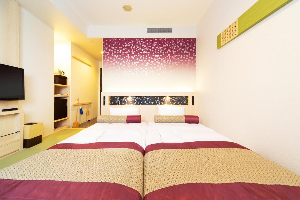 Hotel Wing International Premium Tokyo Yotsuya - Top Floor - Sakura Twin Room - Non-Smoking