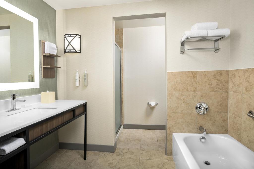 Hilton Garden Inn Missoula photo