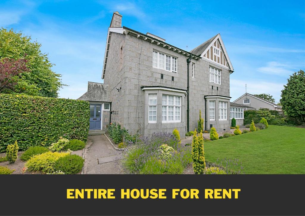 an estate house for rent with the words entrance house for rent at Constancevilla B9 - Grampian Lettings Ltd in Aberdeen