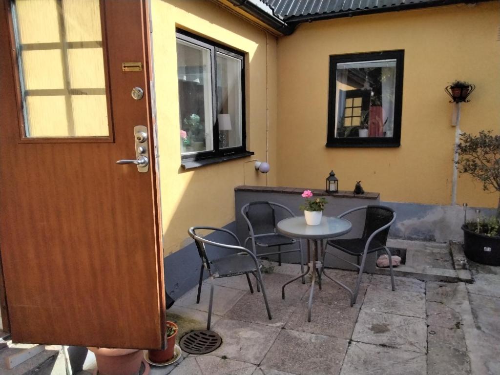 Patio nebo venkovní prostory v ubytování Bo i Trelleborg
