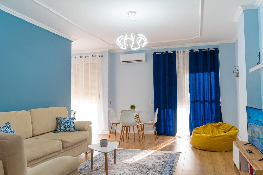 Cane Apartment New Bazaar - Image 6
