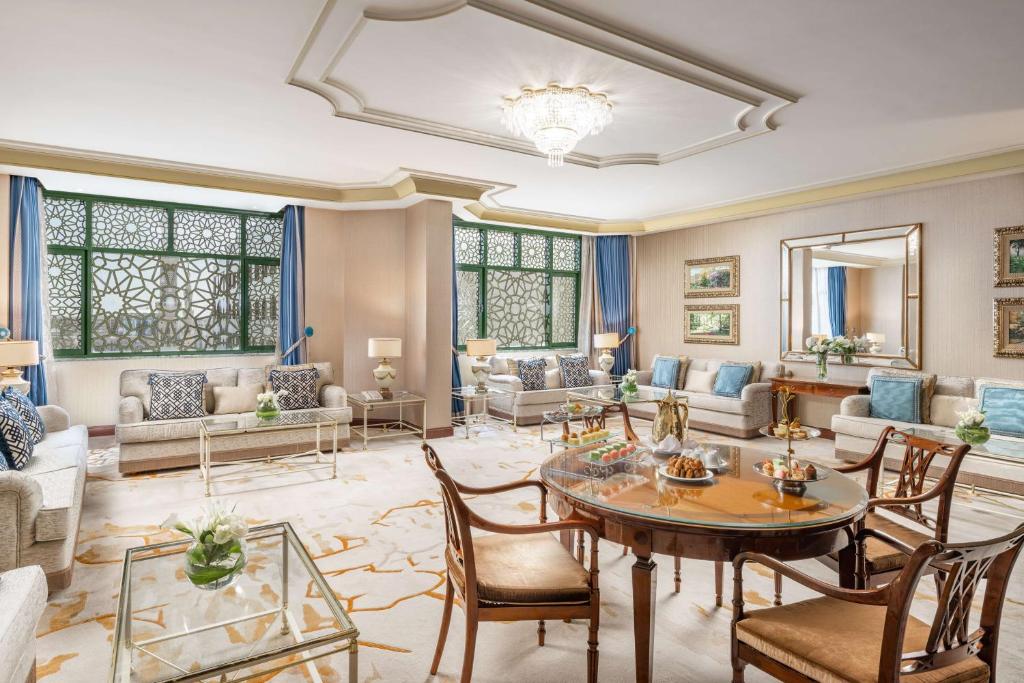 Madinah Hilton Hotel - Royal Suite