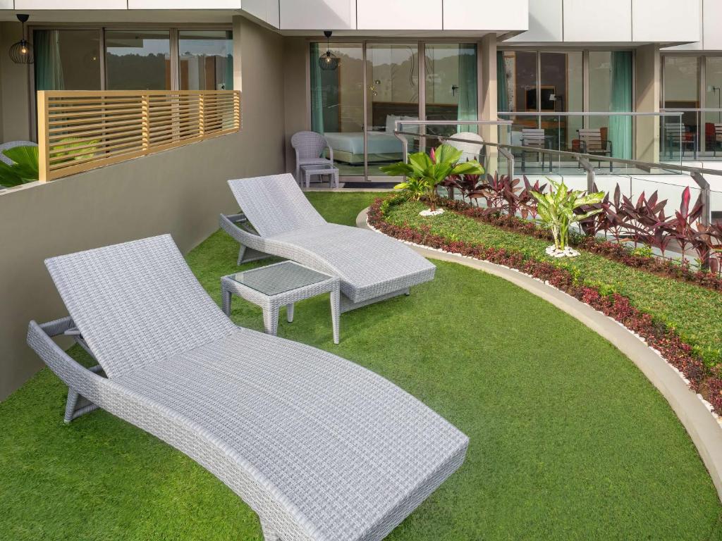 Zahrada ubytování Radisson Golf & Convention Center Batam