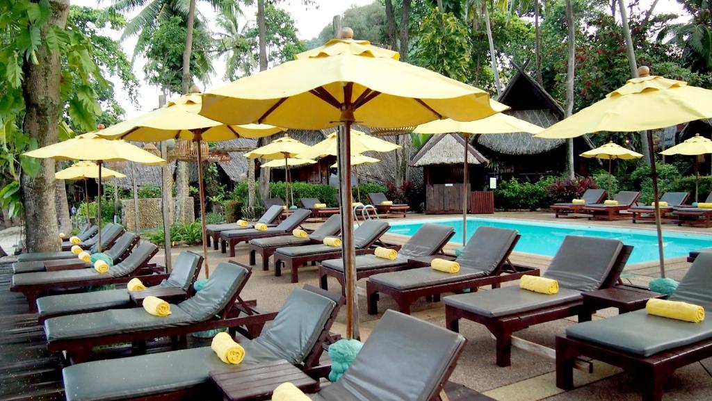 Bazén v ubytování Banpu Koh Chang Resort nebo v jeho okolí