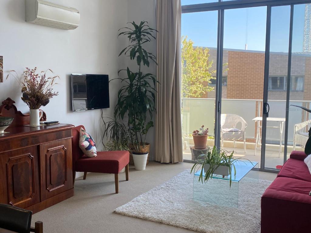 Entire Apartment Phillip ACT, Phillip (updated prices 2024)