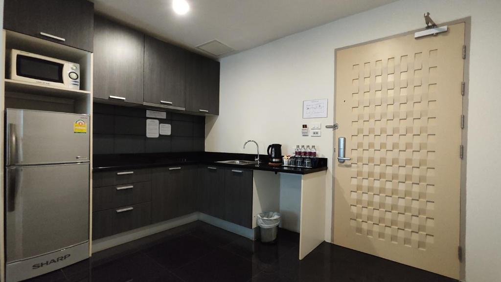 The Bless Hotel and Residence - Resim 30