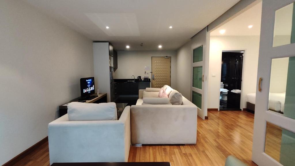 The Bless Hotel and Residence - Resim 24