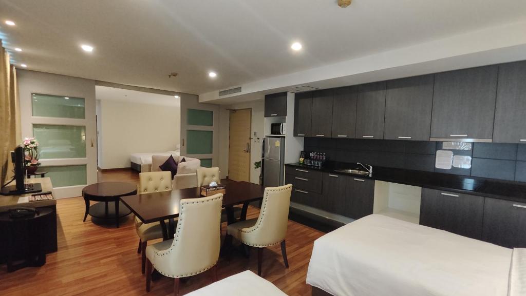 The Bless Hotel and Residence - Resim 39