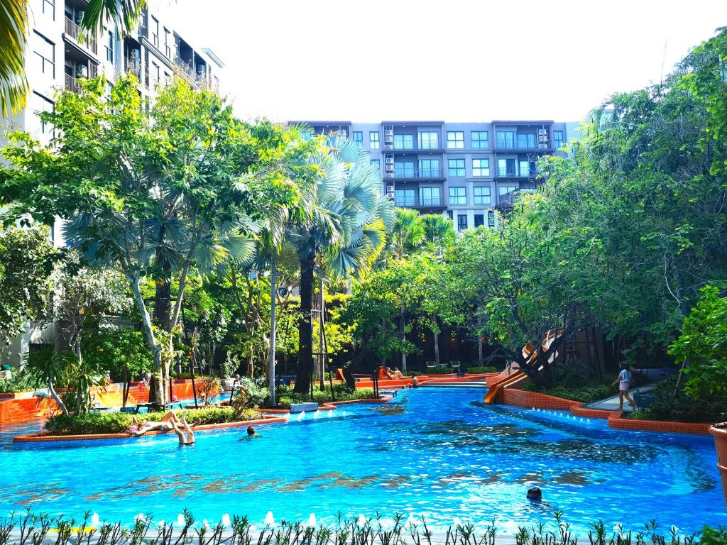 Bazén v ubytování Lahabana Resort nebo v jeho okolí