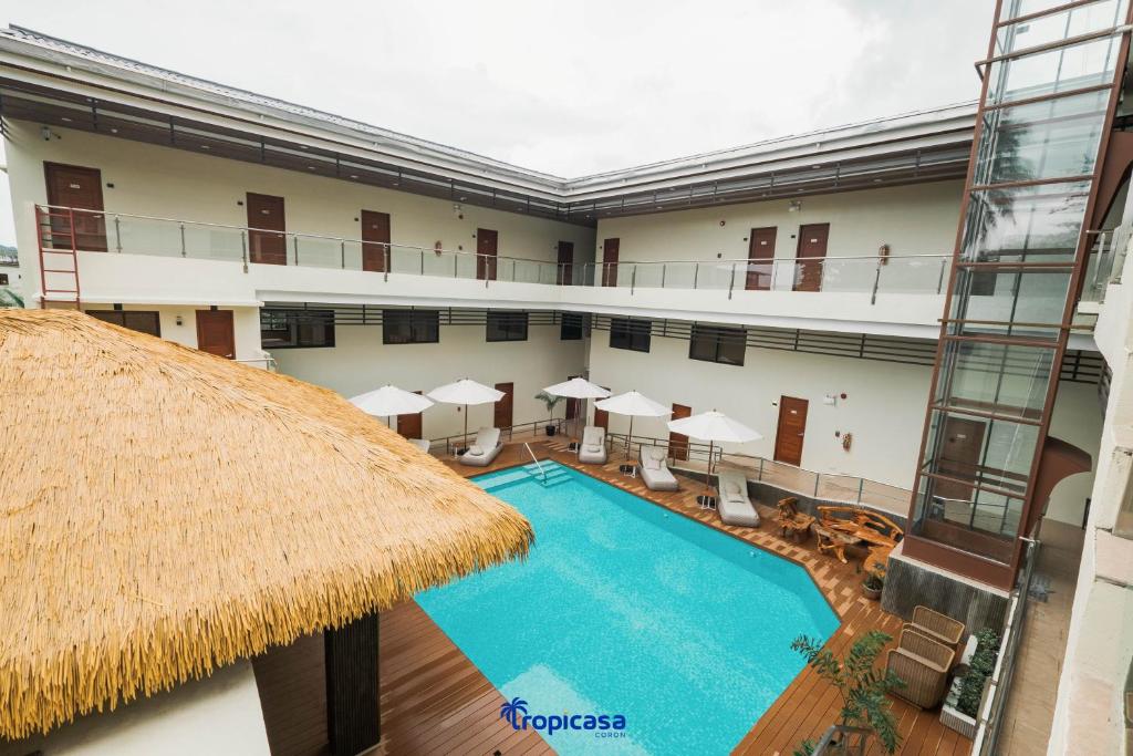 Bazén v ubytování Tropicasa Hotel nebo v jeho okolí
