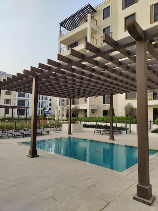 Bazén v ubytování Ultimate Stay / Sea Views / Port De La Mer / Brand New / 4 People nebo v jeho okolí