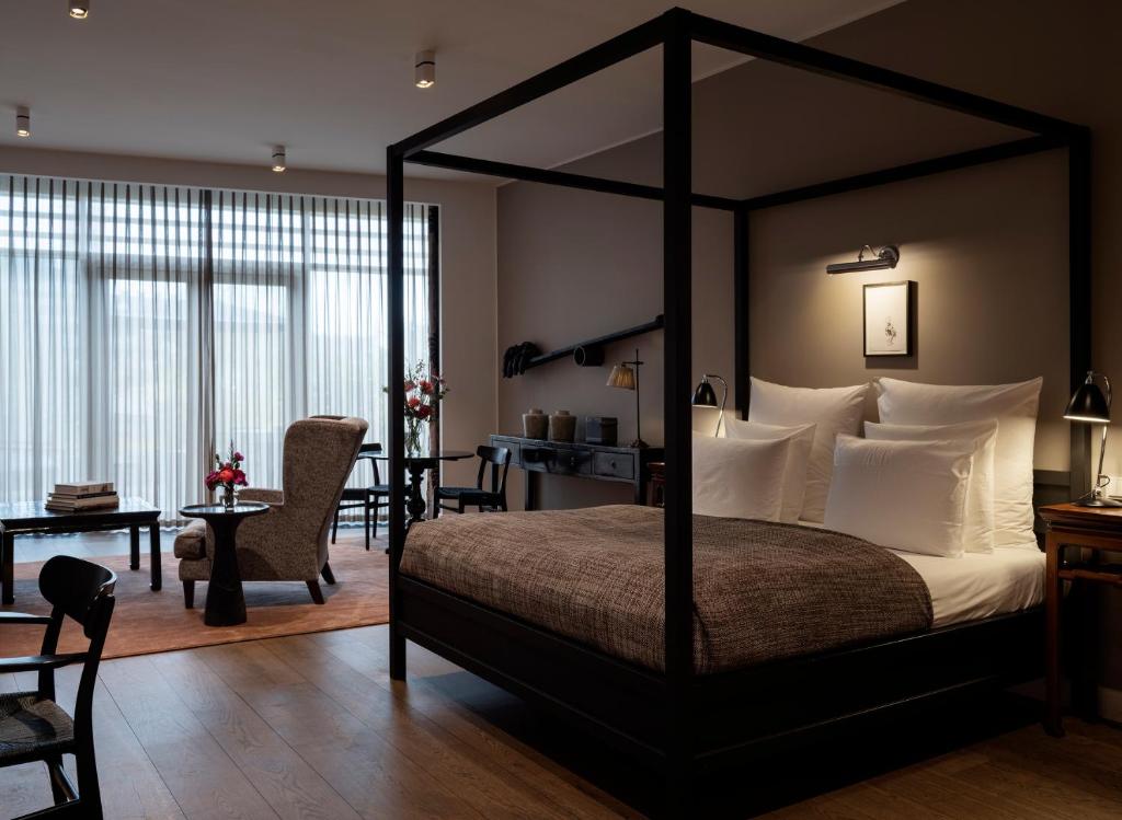 Nimb Hotel - 
