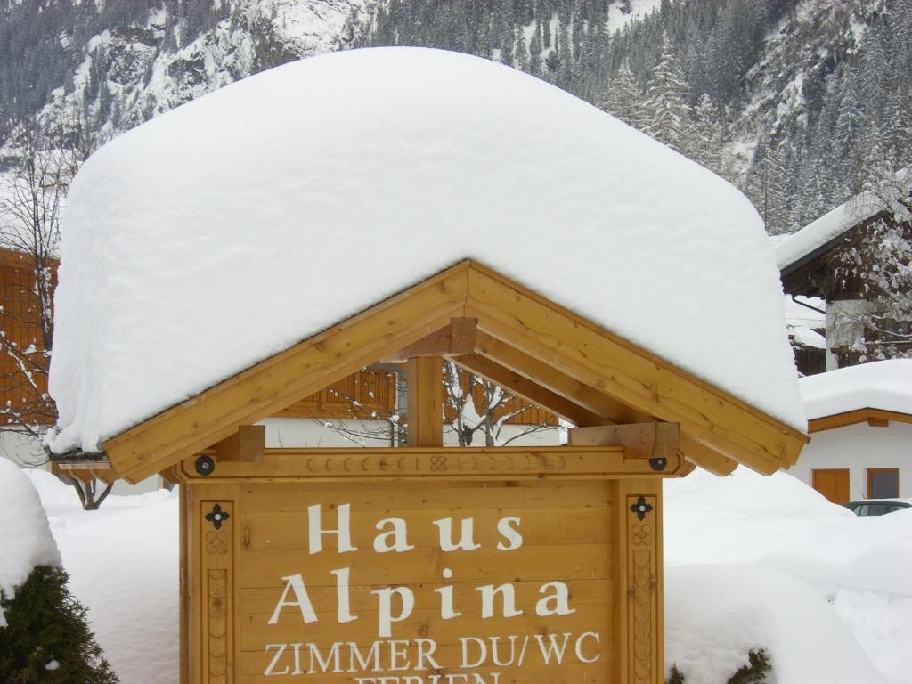 Haus Alpina v zimě