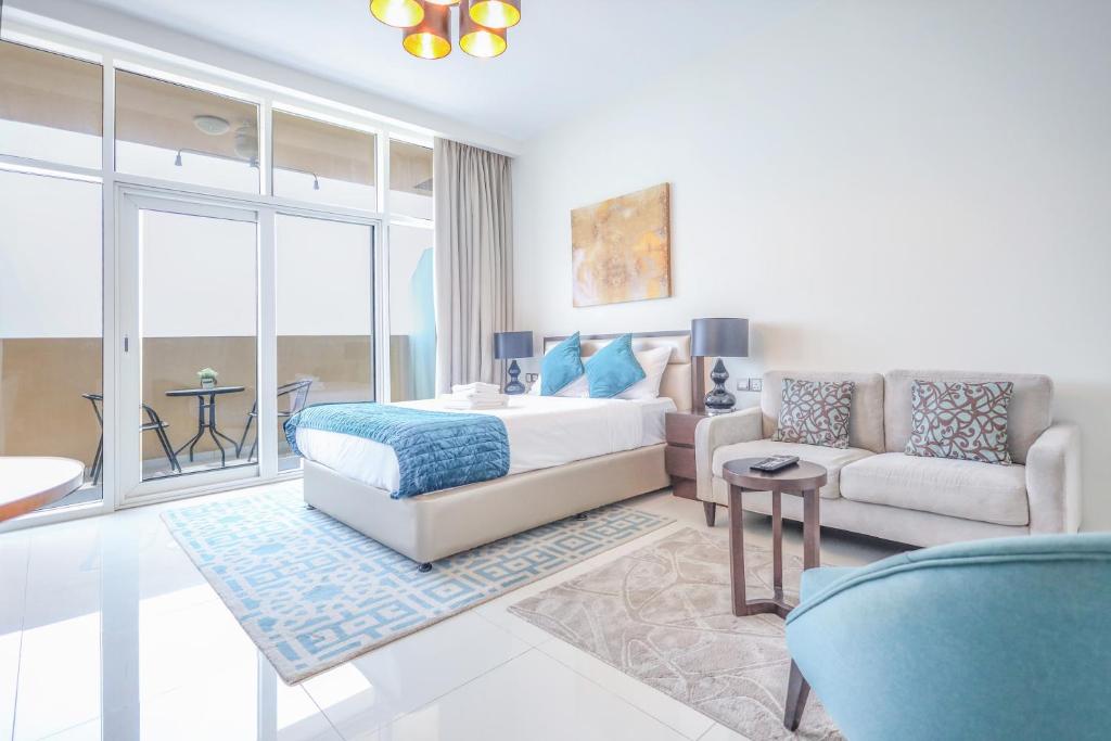 Elite LUX Holiday Homes – Elegant Studio in JVC, Dubai