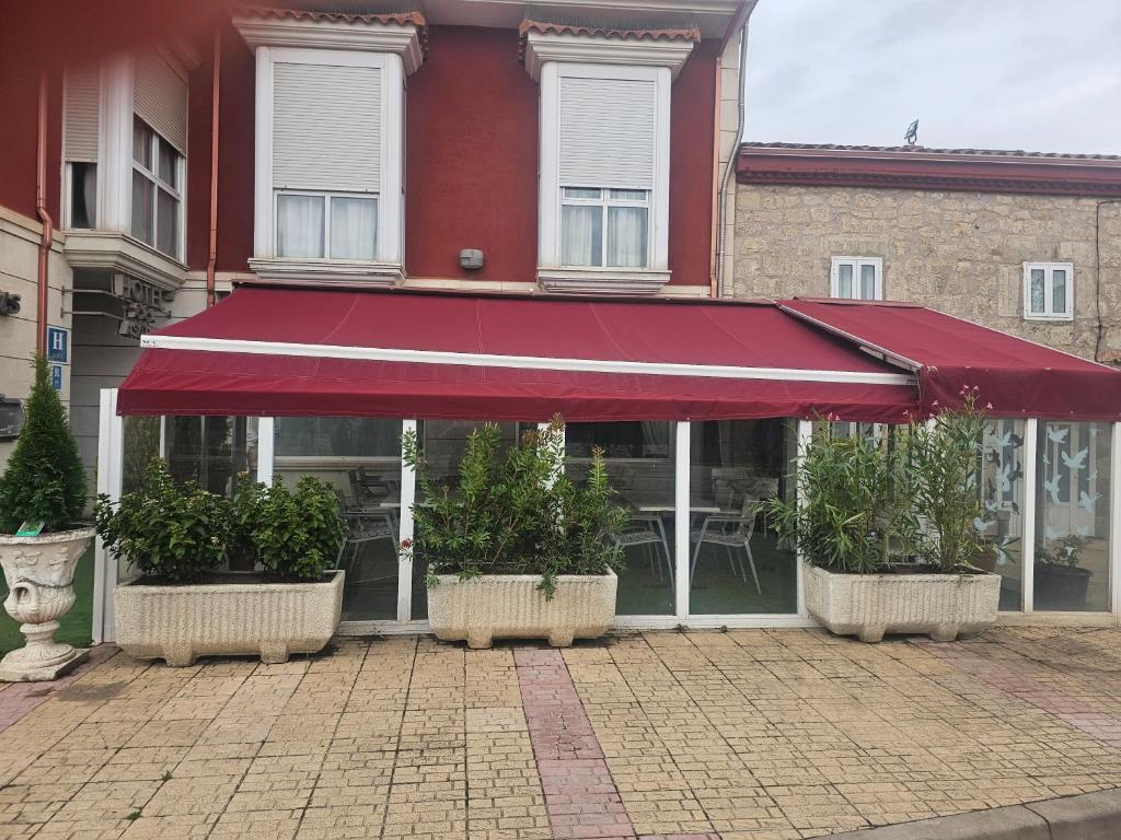 Budova, kde se hotel nachází