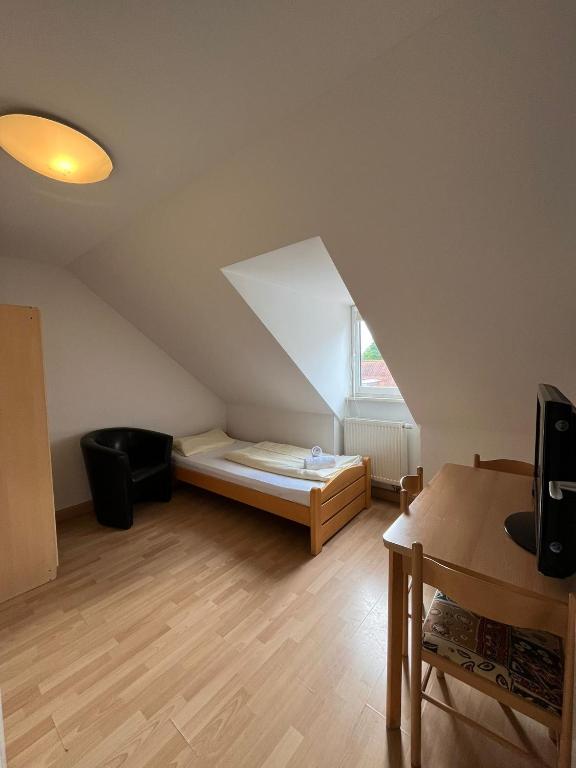 Alter Wirt Thalkirchen - Resim 11