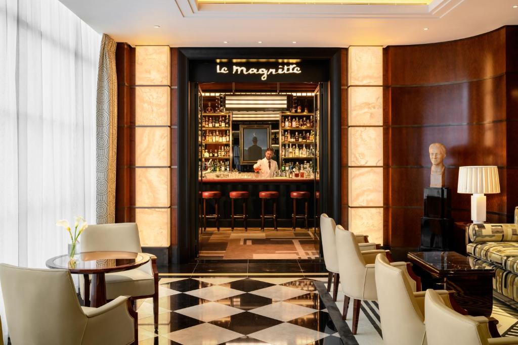 Lounge nebo bar v ubytování The Beaumont Mayfair