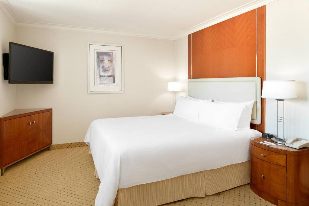 San Diego Marriott Gaslamp Quarter - 1 Rey, 1 Dormitorio Suite Más Grande