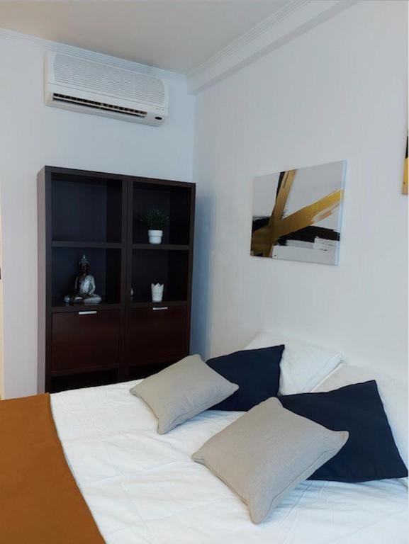 Apartments Holidays2Malaga City Center - Studio Standard