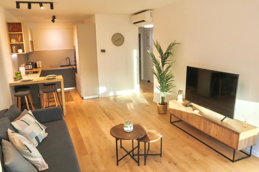 Η κουζίνα ή μικρή κουζίνα στο Premium new apartment with panoramic castle view